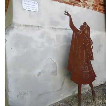 Monolocale Tra Torino E Alba In Centro 아파트